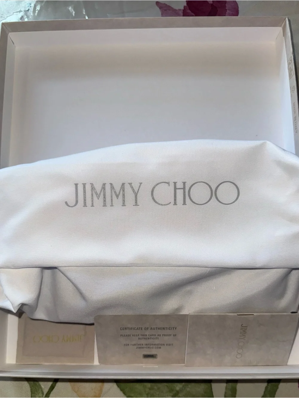 Jimmy Choo Metallic Star-Embellished Wallet- gold Color / gold tone hardware
